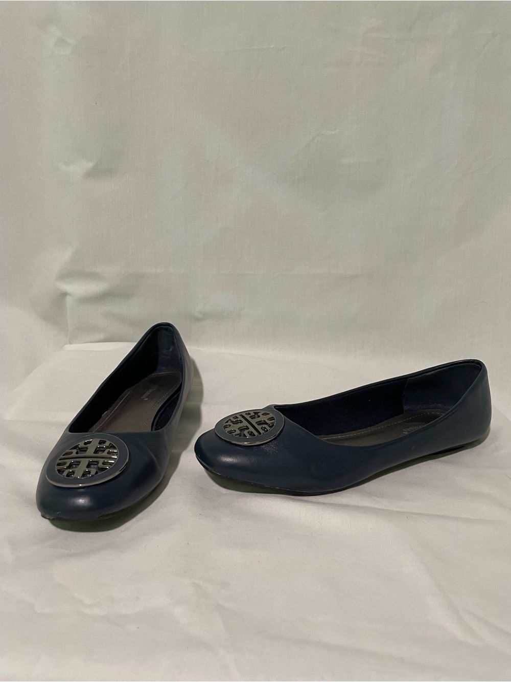 Pierre Dumas Women's Navy Embellished Ballet Flats Size 6.5